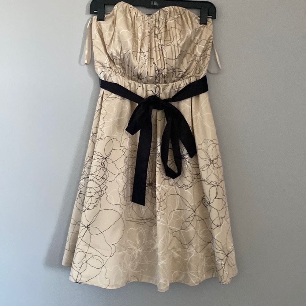 The Limited Strapless dress with black silk tie belt